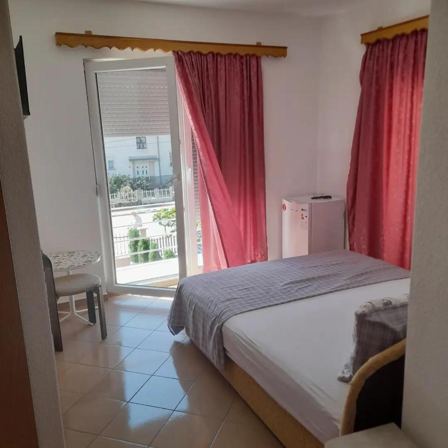 Vila Bolonja ستروغا المظهر الخارجي الصورة
